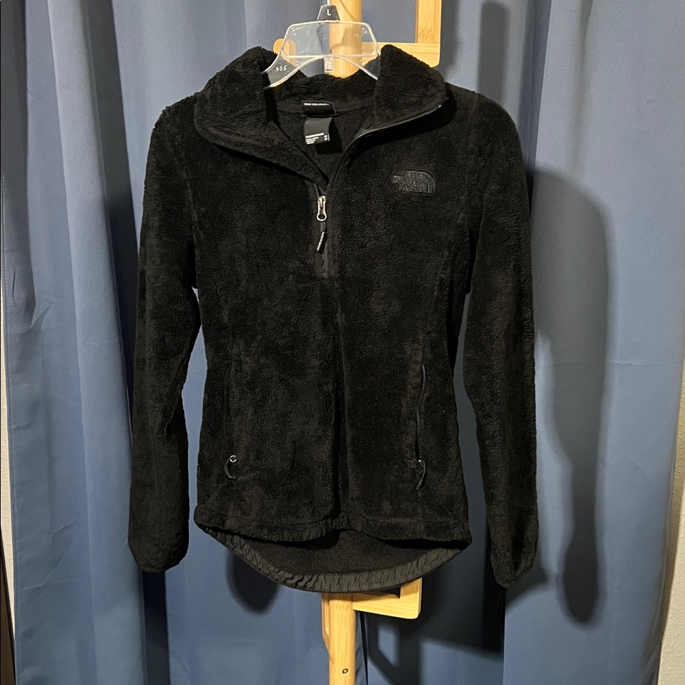 TheNorth Face Black Fleece quarter-zip Zip-Up Jacket